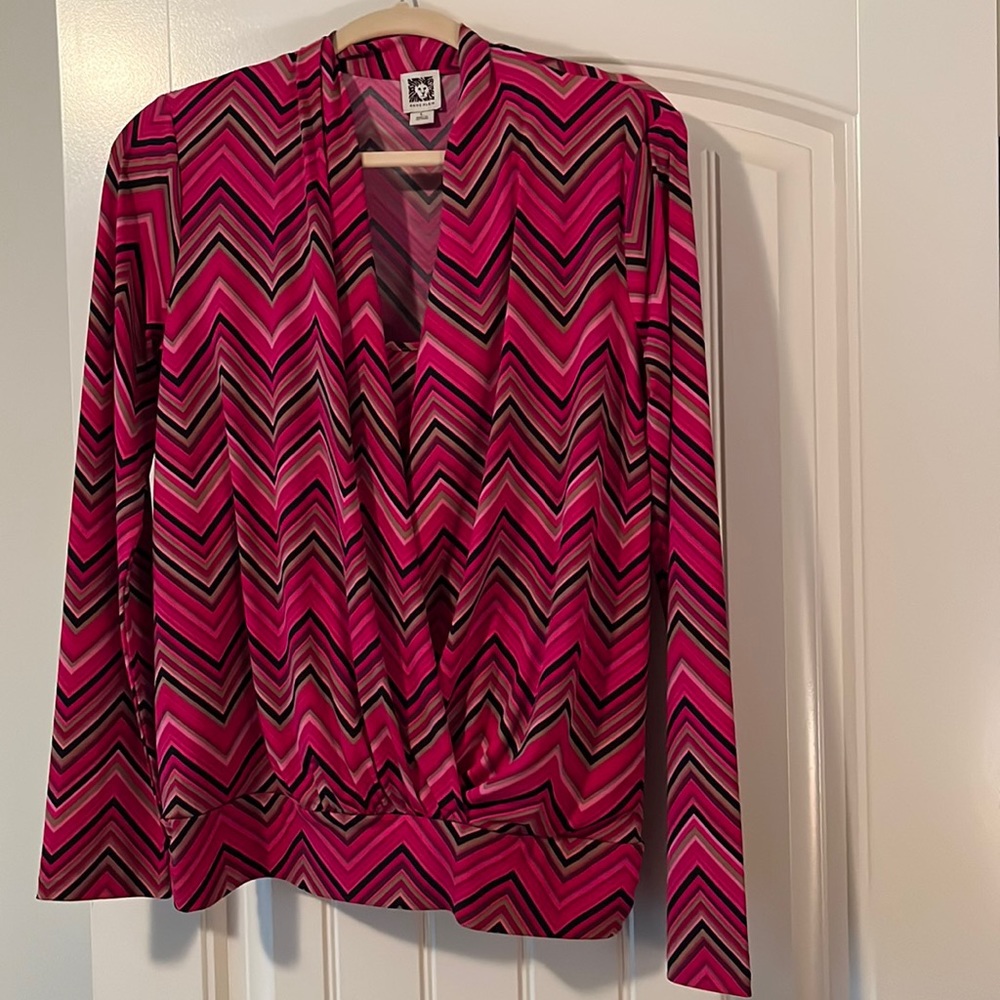 Size large long sleeve banded bottom top. Built in tank by Anne Klein
